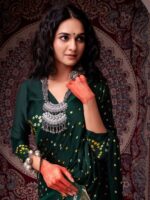 Taavi Bandhani Tie & Dye Woven Design Kanjeevaram Saree With Blouse Piece - Image 2